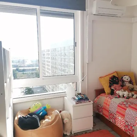 Szálloda Apartamento Portela Lisboa